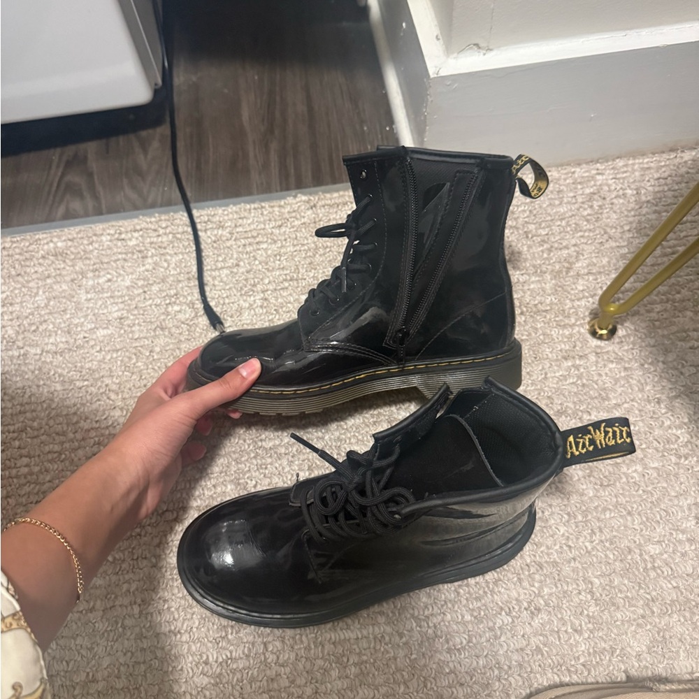 Patent Doc Marten Boots